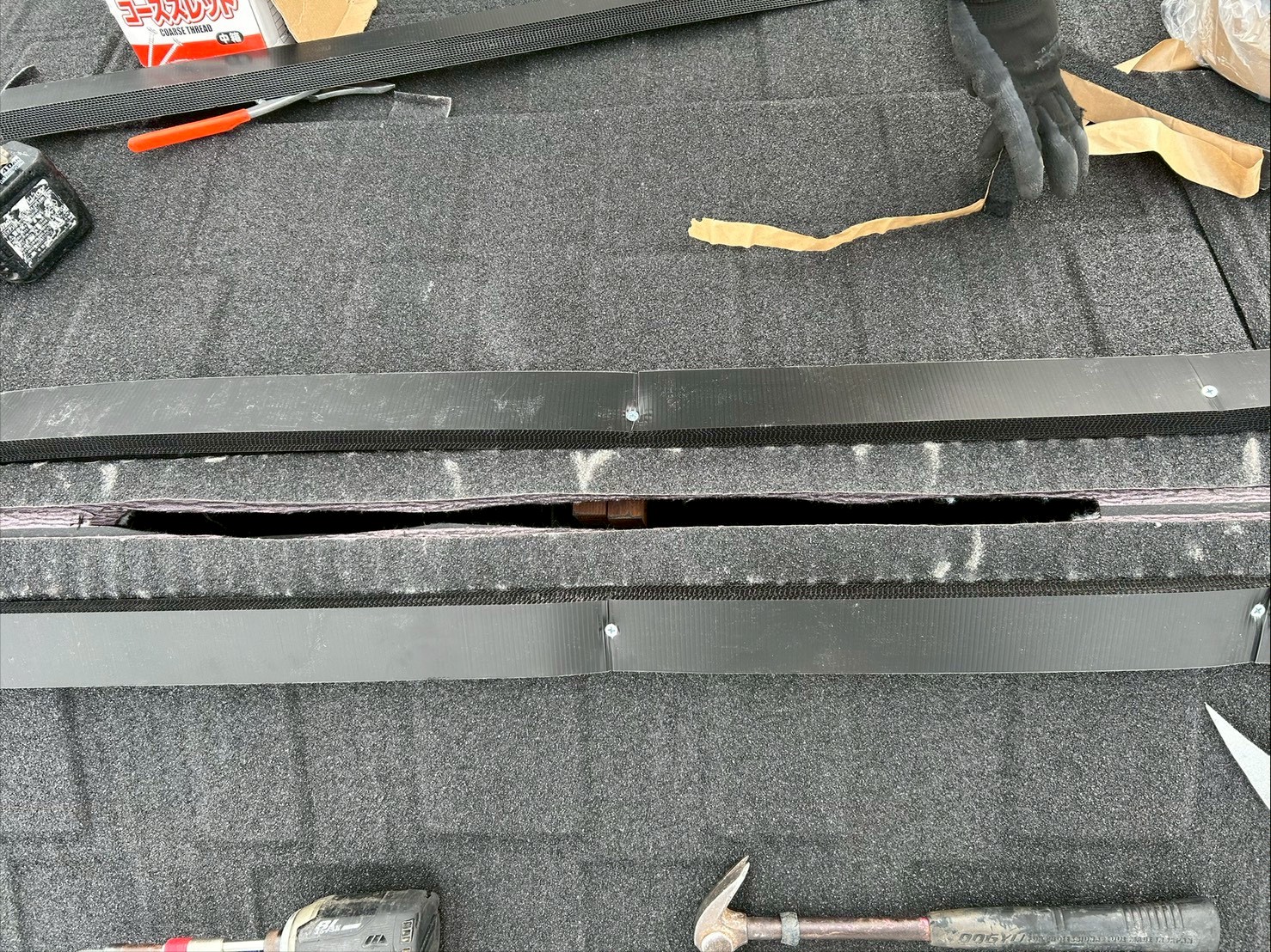 【佐賀市での衝撃】屋根カバー工法なのに「換気棟」がない？見えない場所の寿命を左右する重要ポイント